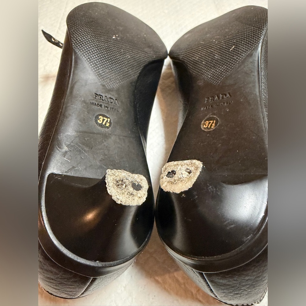 Prada Black Leather Pointed-Toe Loafers with Bit Detail - Picture 7 of 9